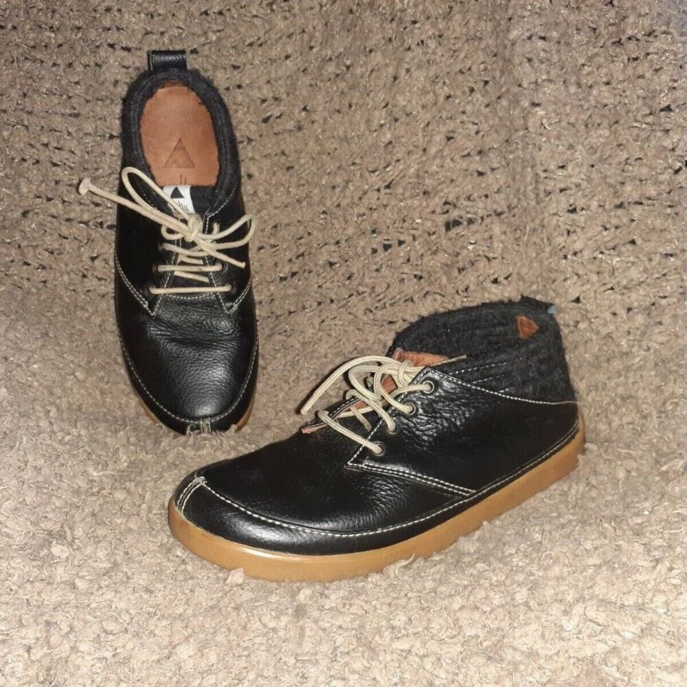 VOLTA INSTANT CLASSIC-Black Leather & Wool-Mid-Top Shoes-Vibram Soles-SZ 38-NM